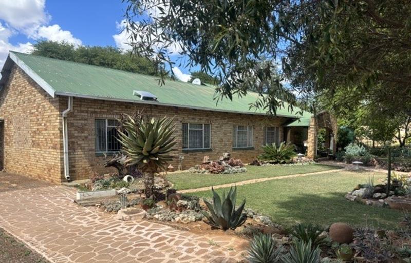 3 Bedroom Property for Sale in Makwassie North West